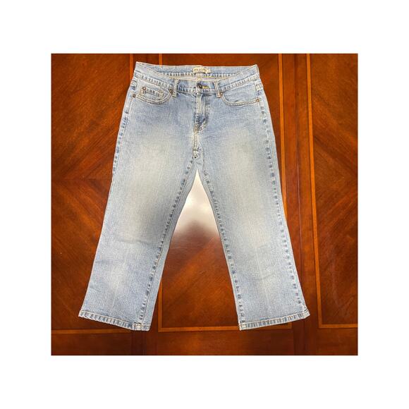 Max Studio Womens Capri Jeans Size 4 Stretch Light Wash Denim Spring Summer - Picture 1 of 9